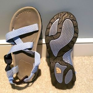 North face sandals sz 8